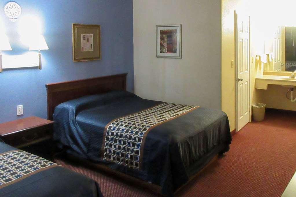 Rodeway Inn & Suites Blythe I-10 Δωμάτιο φωτογραφία